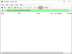 「Upload」アイコンをクリック